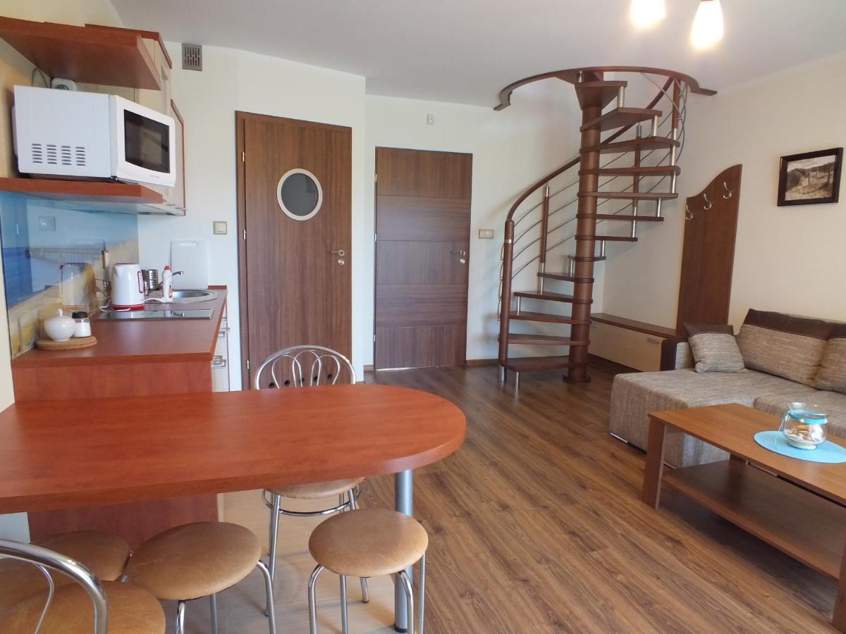 Willa Laura Rowy - Apartamenty Nad Morzem Buitenkant foto